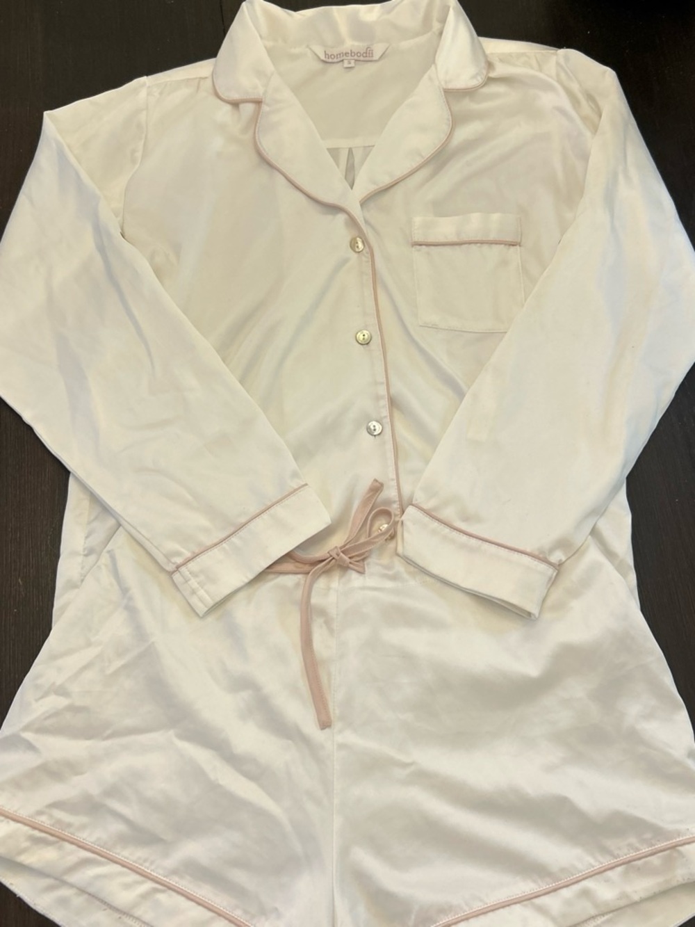 Homebodii Women's Long-Sleeve Satin Pajama Set in Light Pink